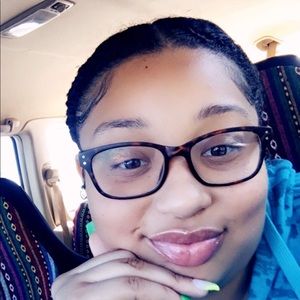 Meet your Posher, Lee